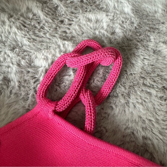 NWT House of Harlow Pink Cropped top Blouse Shirt Knitted with Straps - Picture 3 of 5